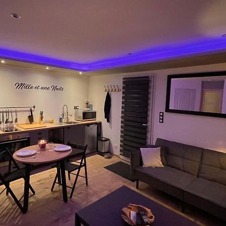 Mille Et Une Nuit, Appartement Classe 3 Etoiles En Rdc Avec Exterieur Et Parking Dole Luaran gambar